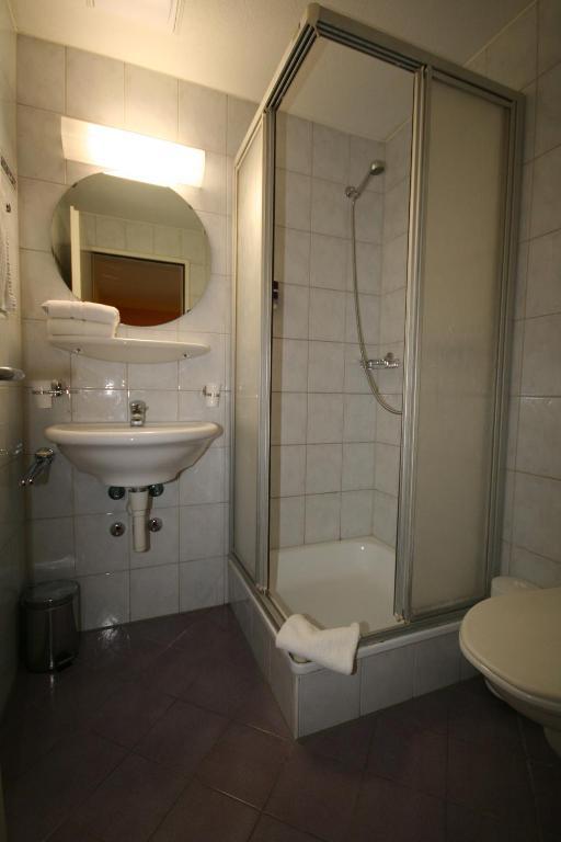 Hotel Regina Zürich Kamer foto