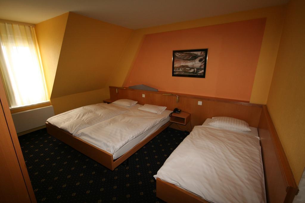 Hotel Regina Zürich Buitenkant foto